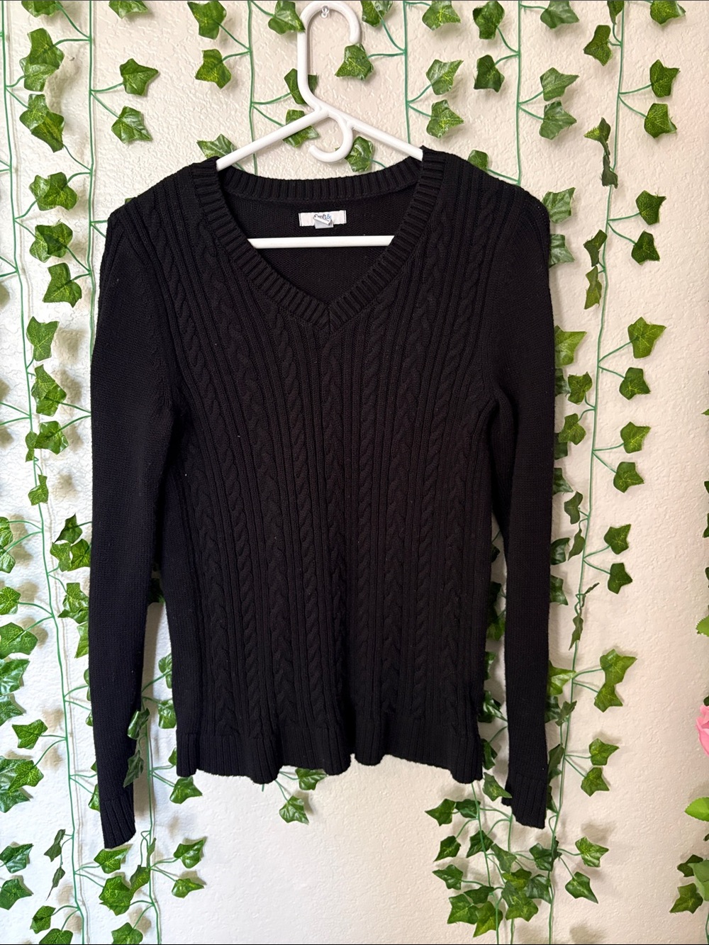 croft & barrow Black Cable Knit V-Neck Sweater